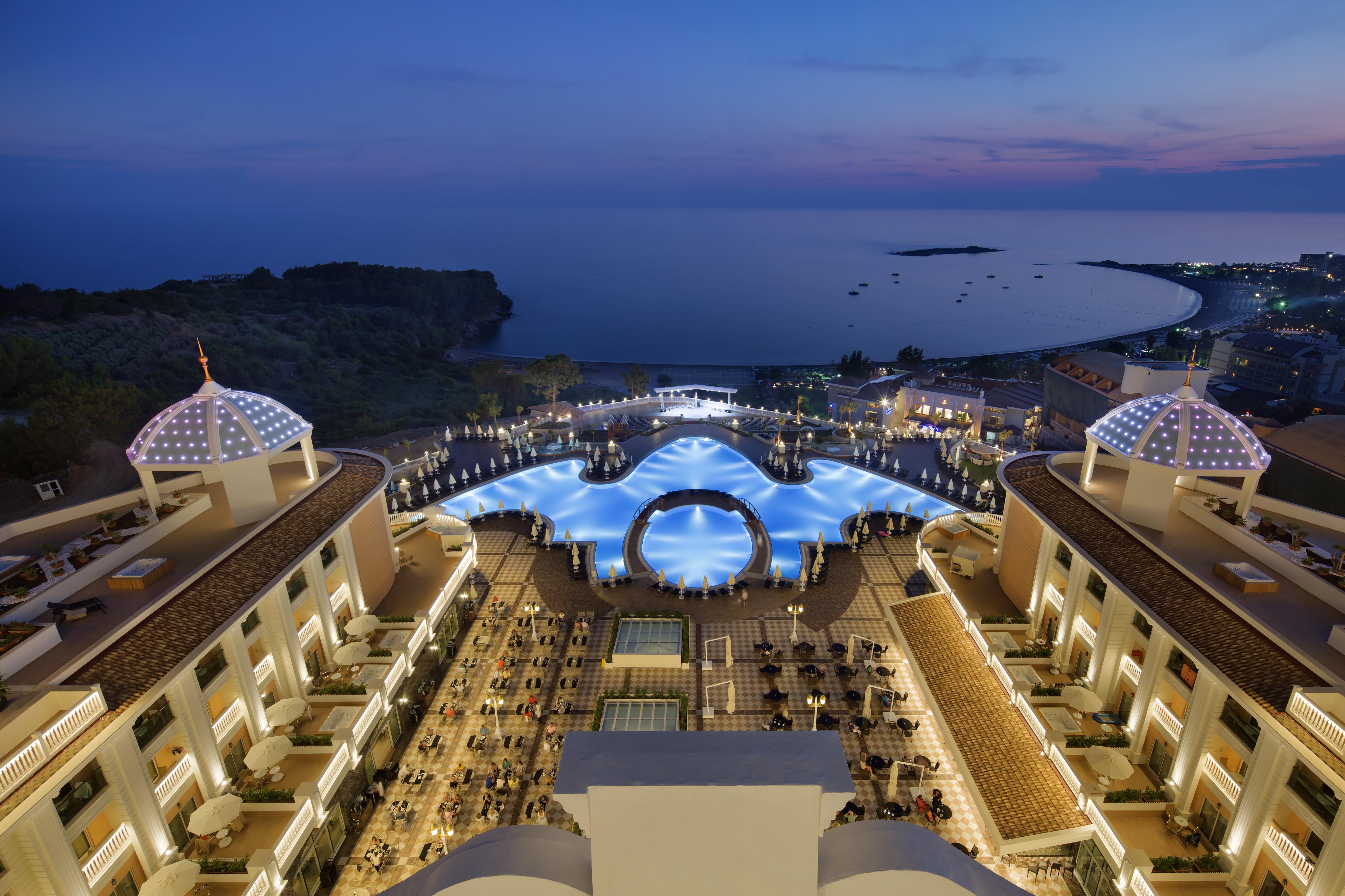 Litore Resort Hotel & Spa Окурджалар Экстерьер фото