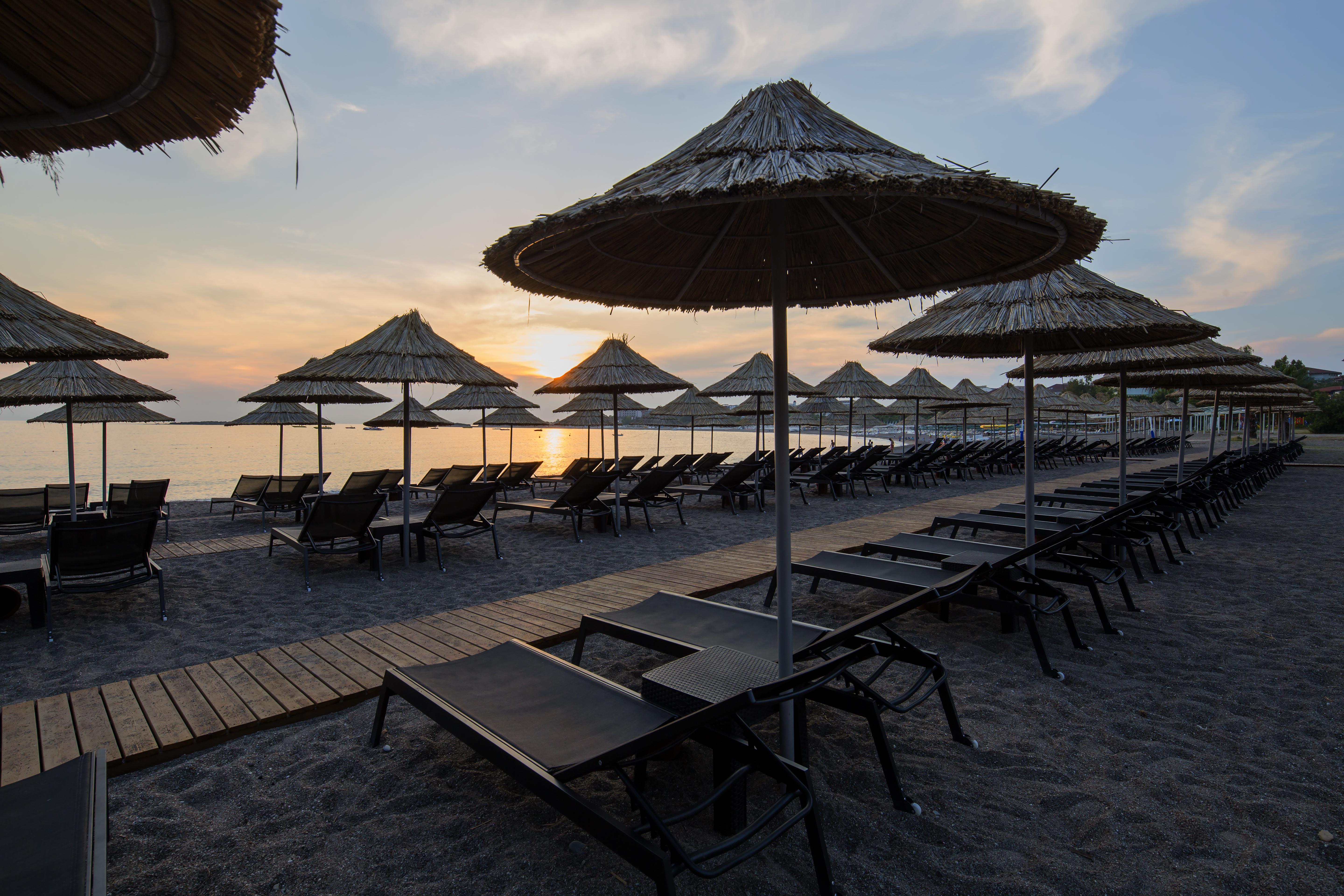 Litore Resort Hotel & Spa Окурджалар Экстерьер фото
